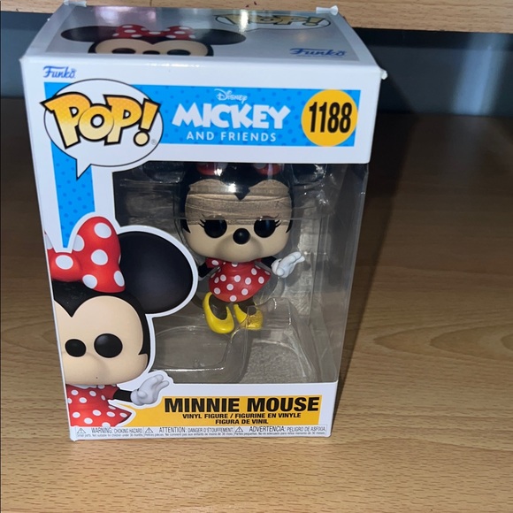 Disney Accessories - Pop! Mickey and friends 
Minnie Mouse collection